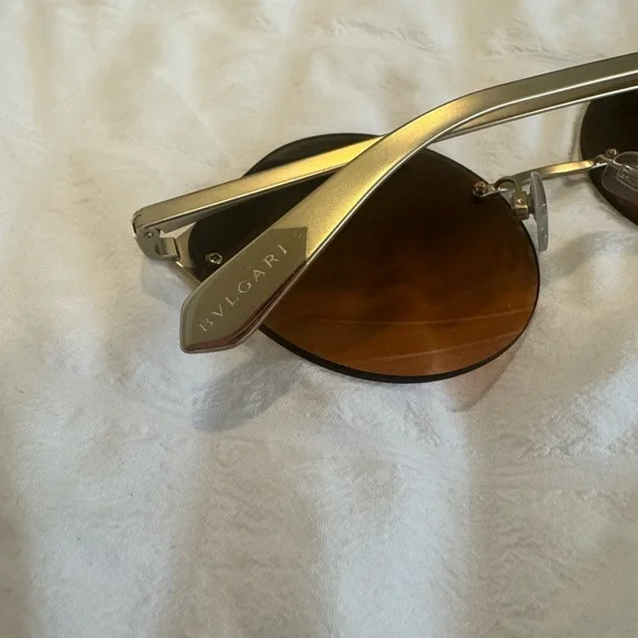 Bulgari BVLGARI BV 6089 Sunglasses Women display picture 1
